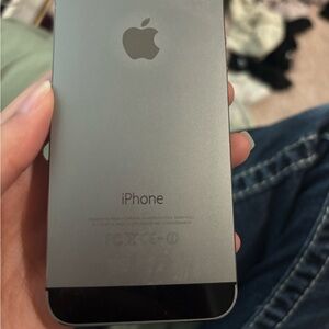 Apple iPhone 5s - 16GB - Silver and Black - WORKING